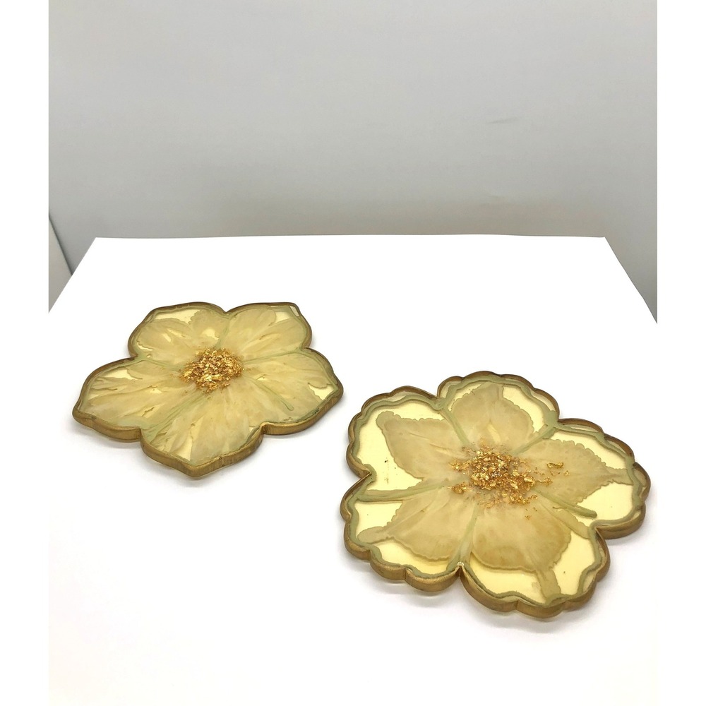 Handmade Floral Resin Coasters Gold Leaf Foil Inlay Scalloped Edge Set of 2